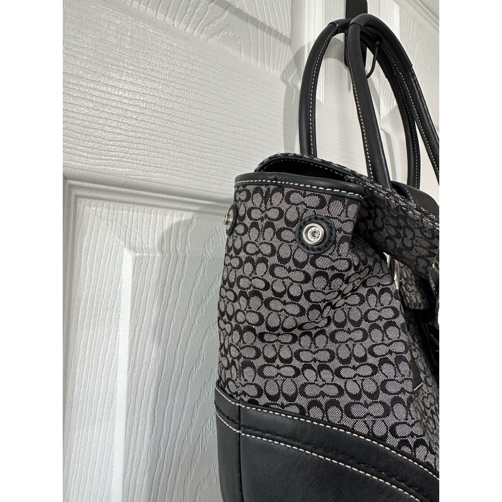 Vintage Coach F10929 Soho black signature C canvas satchel with leather trim - Picture 13 of 13